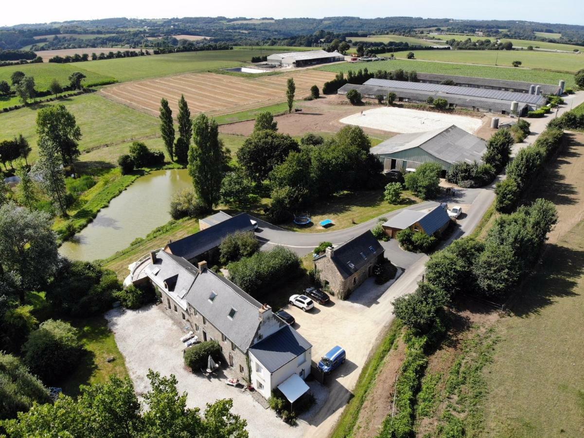 Gites De La Haie Plouegat-Moysan Luaran gambar